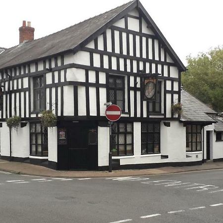 Queens Head Inn Monmouth Exteriör bild