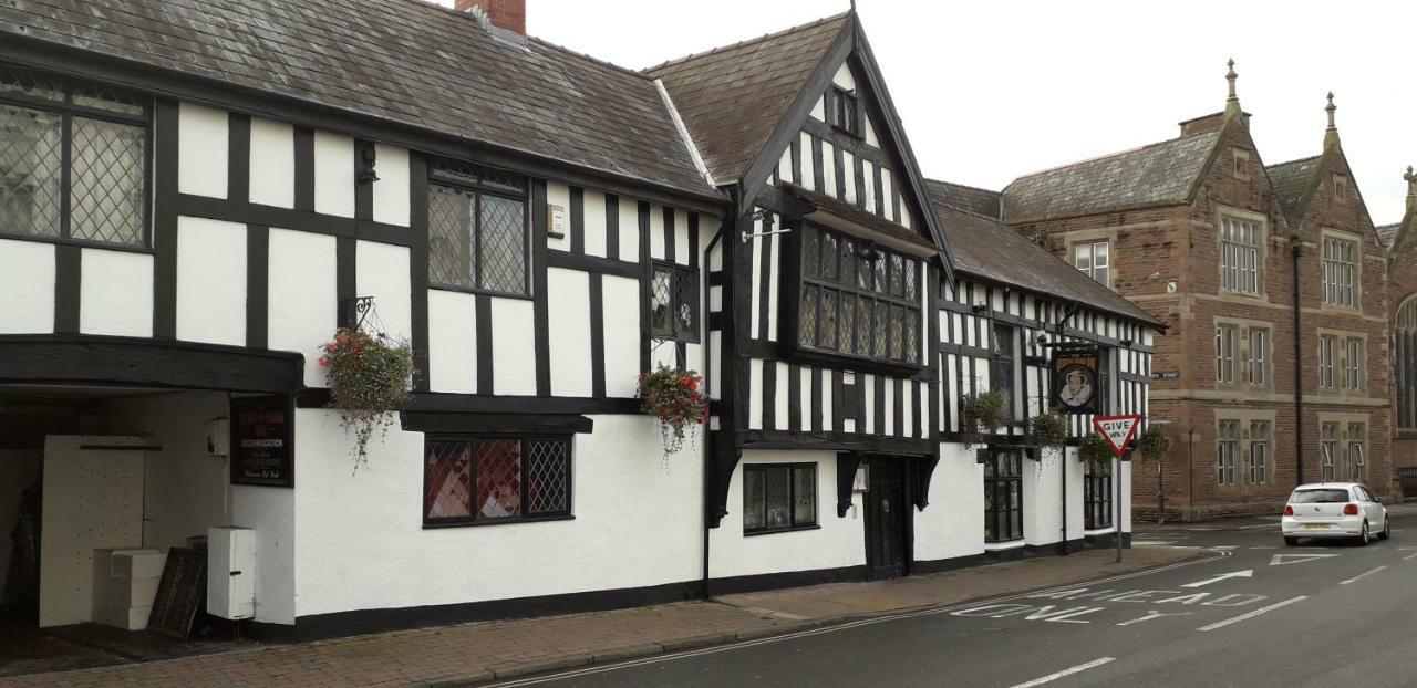 Queens Head Inn Monmouth Exteriör bild